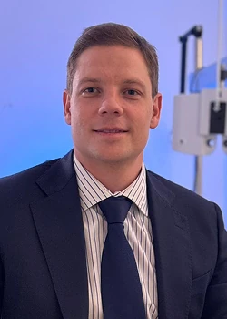 Dr. Miguel Razera Simões de Assis