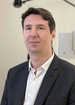 Dr. Thiago Clivati de Marchi